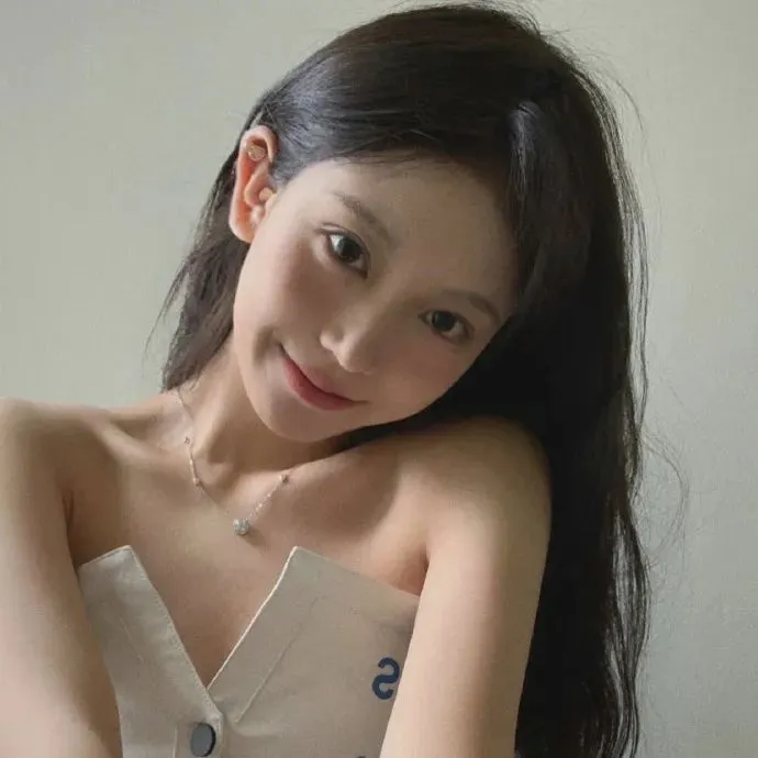 【大尺度惊悚】《深夜的FM》秀爱刘智泰：电台女主播在直播期间，家属却被变态杀手绑架的生死两小时