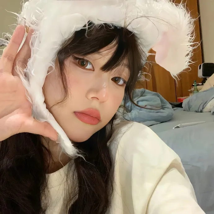 【治愈神作】《东京教父》圣诞必看：三个流浪汉捡到弃婴的奇妙冒险，温暖一整个冬天